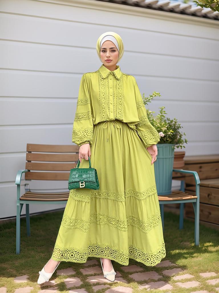 Damen Spitzen-Puffärmel-Oberteil & Schwingender Midi-Rock Set aus dem Nahen Osten