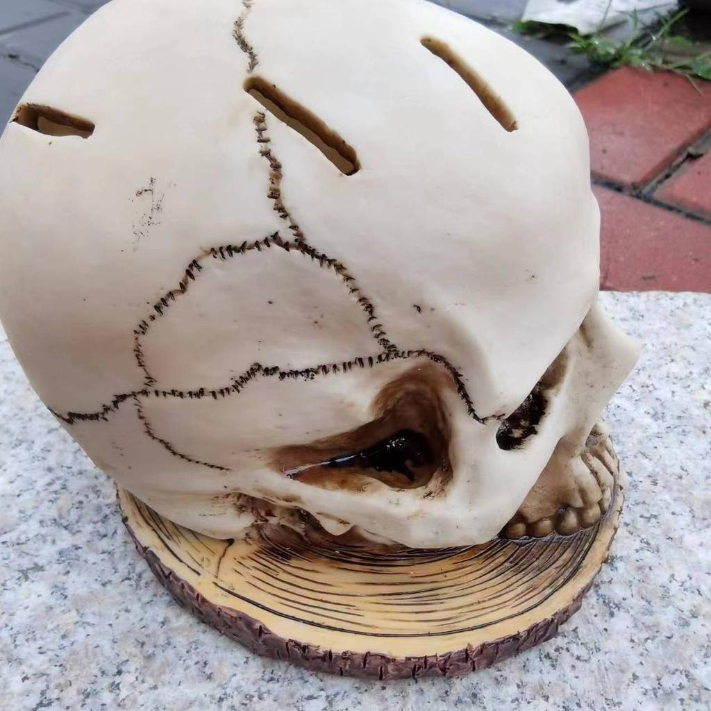 Skull Kitchen Storage Rack Unique Head Holder for Fruit Knives & Party Decor - Halloween Themed Gift & Fruit Knife Display Rack