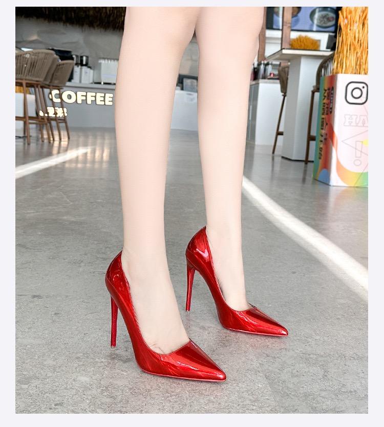Fashion New Purple Laser Patent Leather Pointed High Heels with Thin Heels, Shallow Mouth, Sexy Cross Dressing, Plus Size 12CM