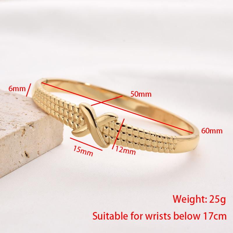 Classic Punk Style Stainless Steel Cross Bracelet Geometric Cubic Zircon Bangle Exquisite Jewelry for Women Party Gifts