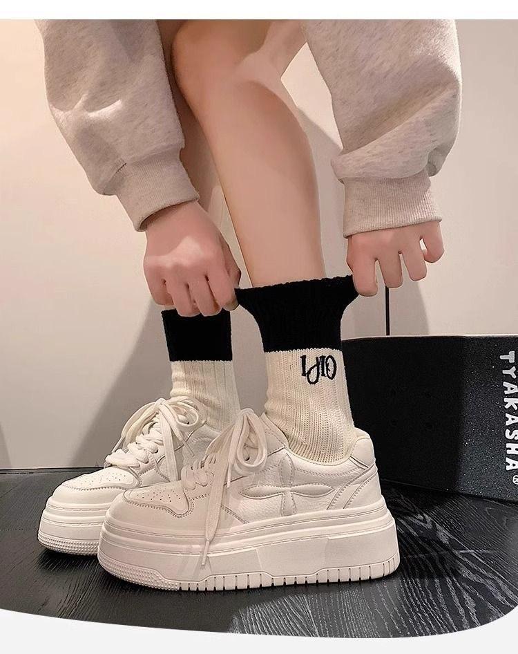 Board shoes women's 2025 spring new women's shoes small thick soles increase height casual sports shoes thin white shoes women's