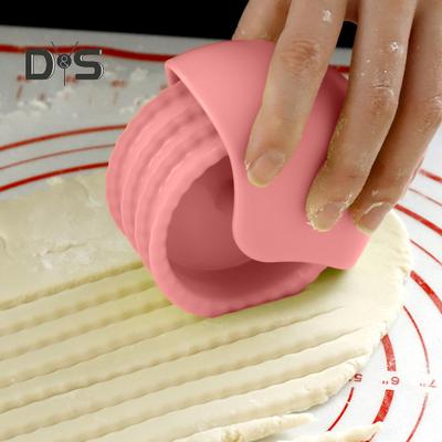 Roda de corte de massa cortador de massa de cozinha redondo massa pizza crimper biscoito carimbo torta crosta roda de massa e cortador