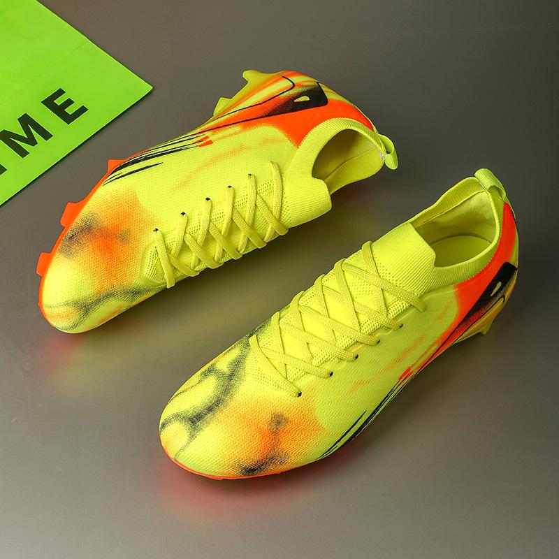 New Football Shoes, Men's and Women's Spikes, Youth Training Shoes, One Piece from FOOTBALL BOOTS Factory