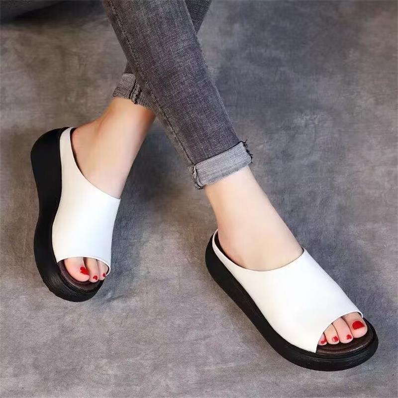 Summer retro casual large size cool slippers 35-43 size thick-soled one-word slippers wedge heel mother shoes wear half drag