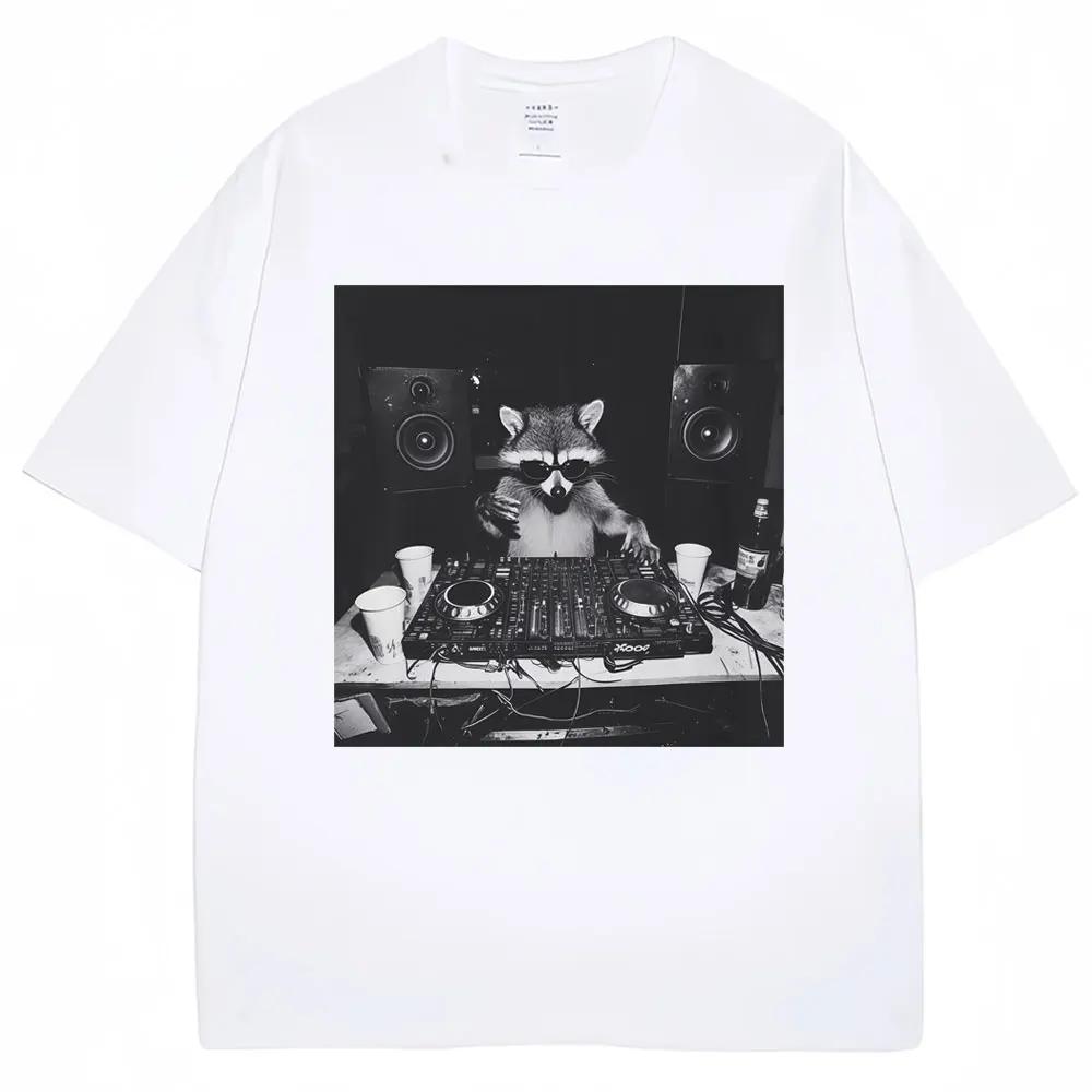 Funny raccoon DJ T-shirtfunny animal women's vintage T-shirt oversized casual streetwear T-shirt