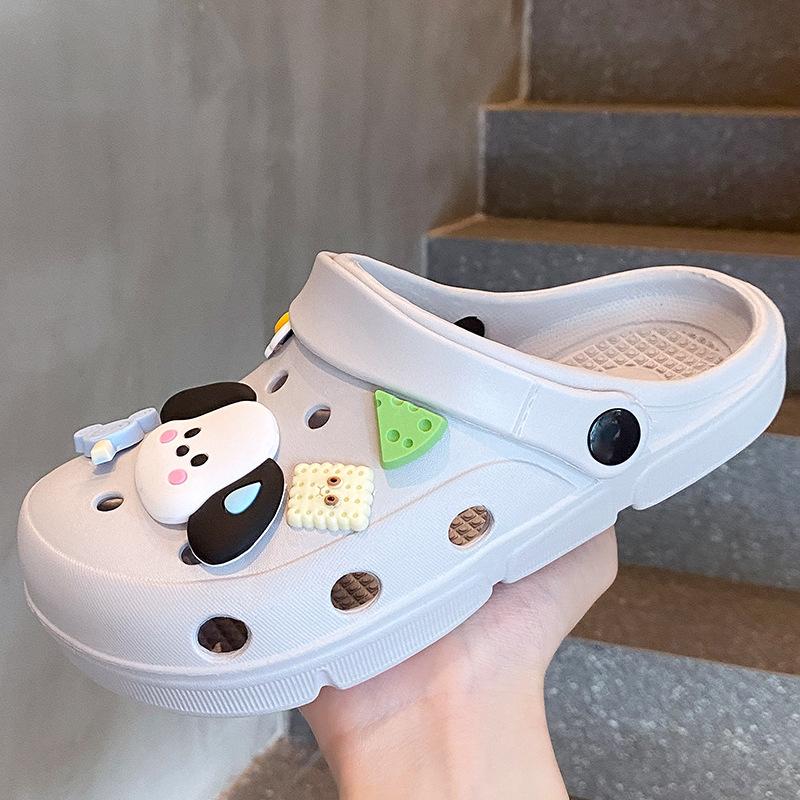 Buty z dziurami damskie antypoślizgowe spersonalizowane modne miękkie na grubej podeszwie do noszenia na zewnątrz letnie plażowe codzienne fajne kapcie nowe