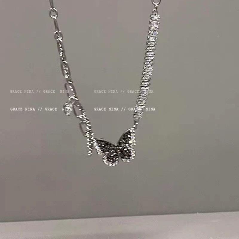 I was asked! Black zircon butterfly necklace women's autumn collarbone chain 2026 new neck chain niche high-end sense