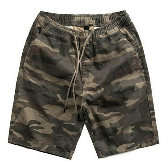 Shawn Yue Men's Loose Straight Camo Cotton Shorts - Elastic Waist, Casual Retro Design.