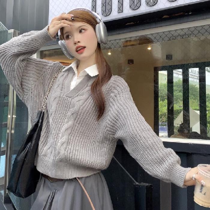 

Женский свитер из двух частей в студенческом стиле с перекрученной вязкой — свободный крой, длинные рукава, на осень One Size серый