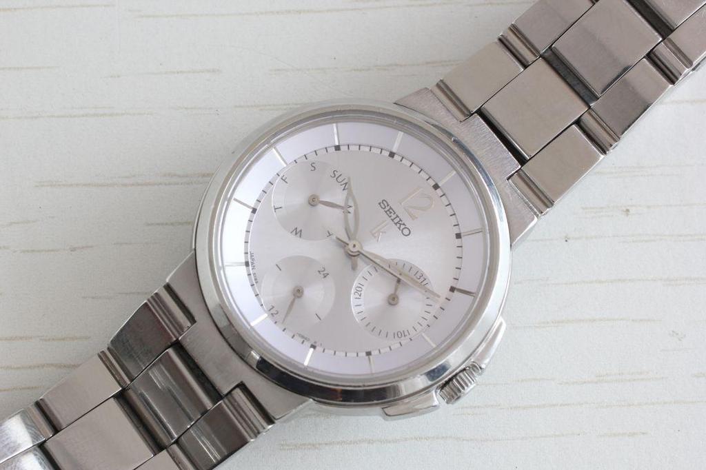 [USED] Working Seiko Lukia watch SEIKO LUKIA 5Y89-OB70