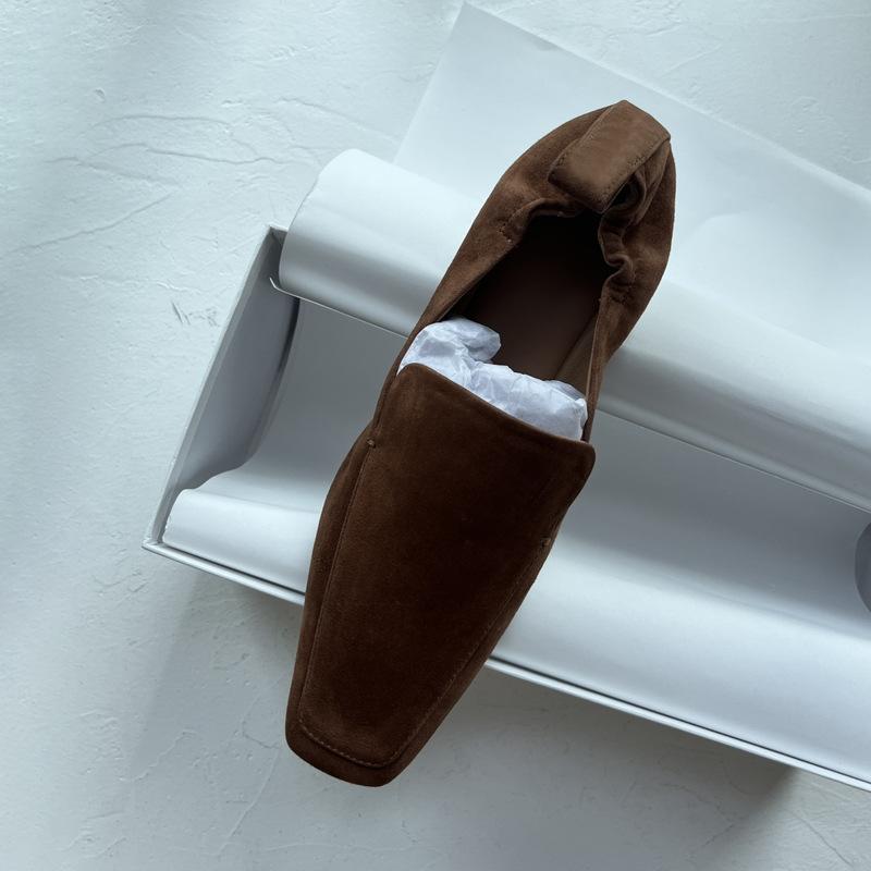 Europäische Station Französische Vielseitige Einzelne Schuhe Anti-Samt Quadratischer Kopf Slipper Retro Bequem Lässig Flacher Boden Fahr-Doudou-Schuhe