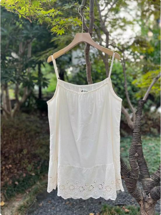 

Forest Lace Trim Embroidered Oversized Long-Sleeve Pullover One Size