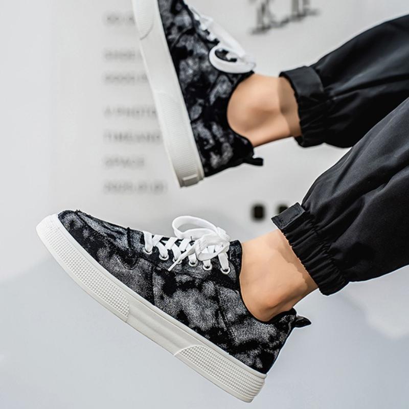 2025 Summer Men's Canvas Shoes Breathable Soft Sole Casual Shoes Versatile Retro Denim Shoes Designer Brands Zapatos De Hombre