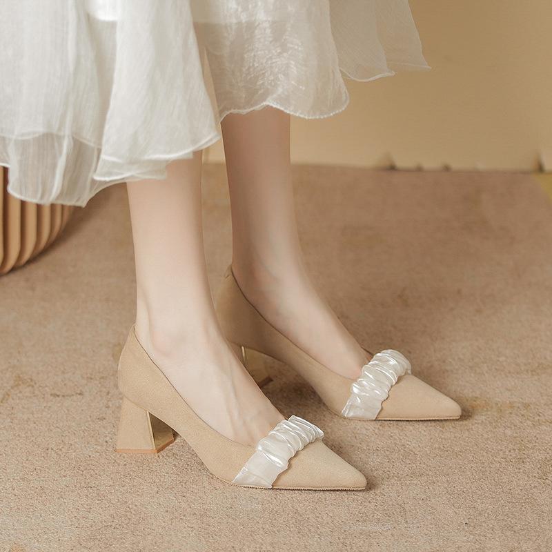 High-heeled single shoes for women's autumn and winter new thick-heeled pointed shallow-mouth shoes retro style