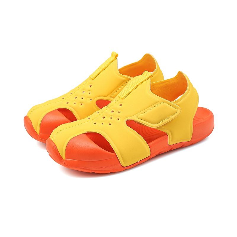 Sommer Kinder Modische Klettverschluss Leichte Sport- und Freizeitschuhe Zehenkappe Sandalen Strandschuhe