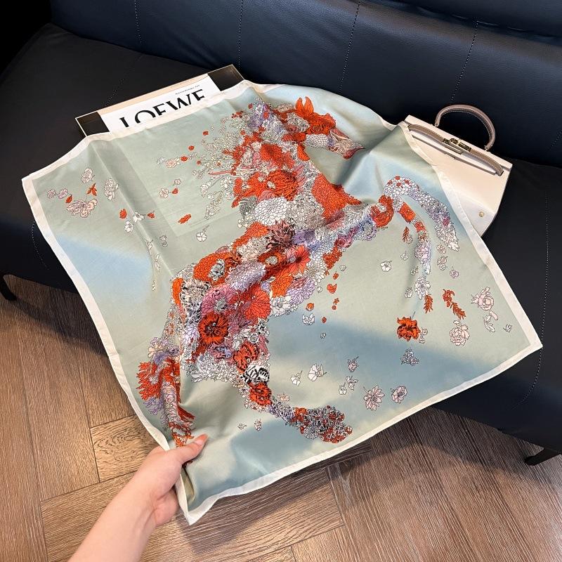 Silk scarf 71 * 71 imitation silk square scarf Korean atmosphere neck silk scarf flower pattern flower polka dot scarf