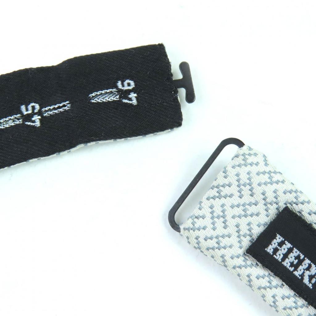 Pristine HERMES H Motif Cummerbund and Butterfly Tie Ensemble Light Gray Silk Used