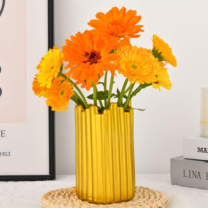 Vaser i harts, små vaser, för dekoration, matbord, hylldekorationer, spisar, entrédekorationer och mittdekorationer.