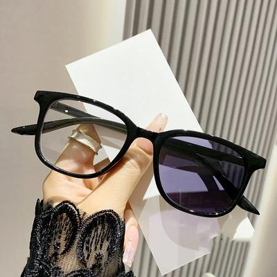Brillen & Accessoires – Lese- & Computerbrillen
