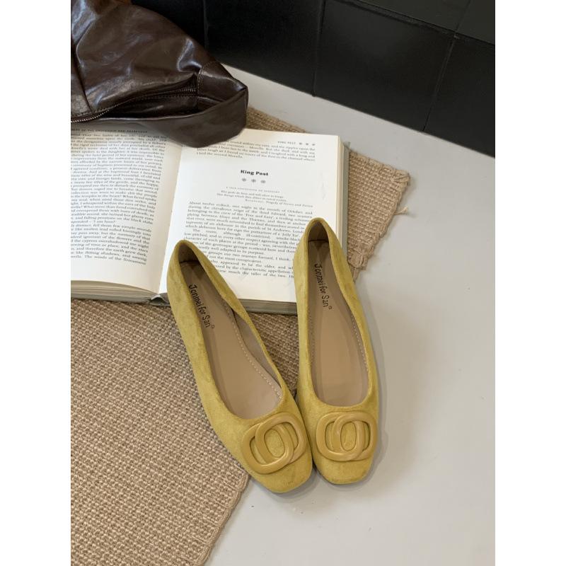 2025 spring and autumn new French temperament gentle daily commuting shallow mouth single shoes women casual retro inner height-increasing shoes women
