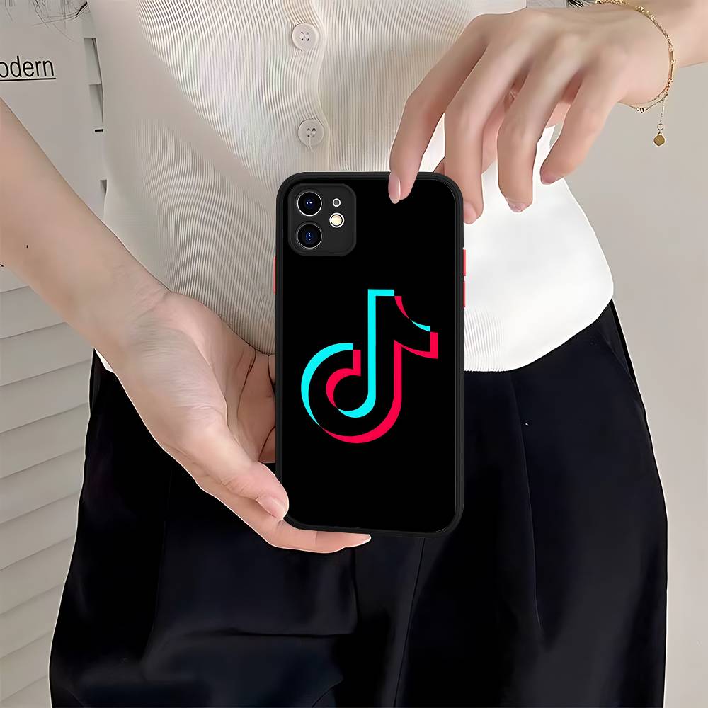 T-TikTok-K Phone Case For IPhone 16 15 14 13 12 11 Pro Max Plus X XS MAX Black Matte Phone Fundas