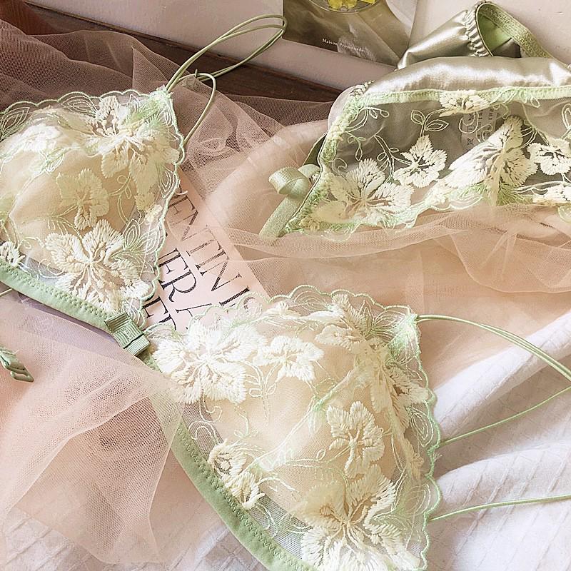 Triangel-Bralette aus Netzstoff mit französischer Stickerei – sexy, bügellose, dünne Körbchen für kleine Brüste