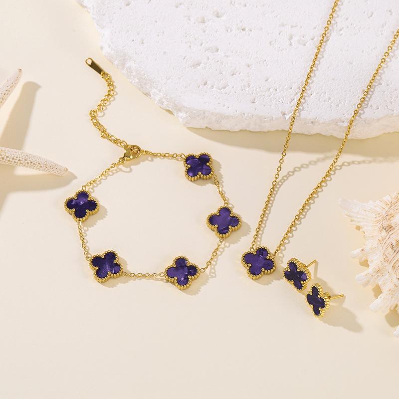 Stilvolles farbechtes Edelstahl-Kleeblatt-Armband-Set Violett