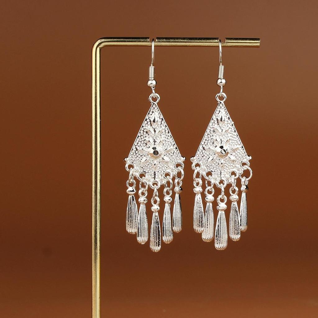 Retro Miao Silver Tassel Earrings: Ethnic Yunnan Long Dangle Women's Jewelry