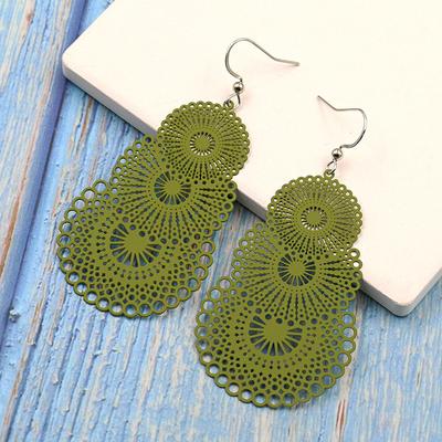European and American Hollow Pattern Exaggerated Earrings, Women's Fashionable and Colorful Earrings Wholesale
