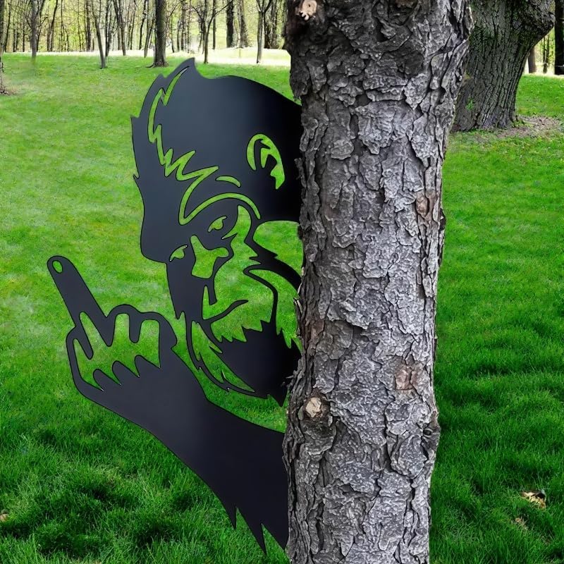2025 Latest Bigfoot Metal Art Showing Middle Finger Bigfoot Yard Decor Sasquatch Statue Sign Big Foot Flipping Off Tree Faces Decoration Peace S 10 ×15