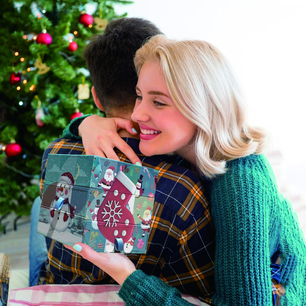 Christmas Rotating Gift Box Christmas Eve Candy Packaging