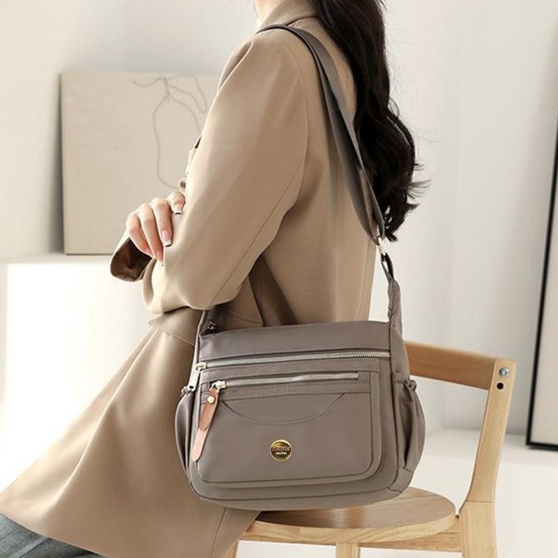 Unisex Neutral Square Shoulder Crossbody Bag, Stylish And Casual, Multi-Layer Messenger Bag [Zipper Direction Random]