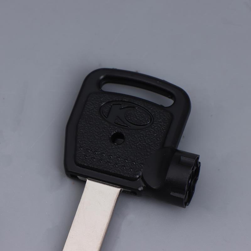 1Pcs Blank Key Motorcycle Replace Uncut Keys For Kymco Scooter Magnet Anti-Theft Lock Ct250 300 400 Racing Kcc Acc Dynamic