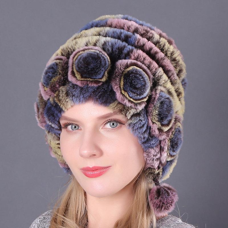 Frauen Herbst Winter Wärme Verdickte Gehörschutz Pelz Gras Rex Kaninchen Haar Hut Drei Ball Runde Strickmütze