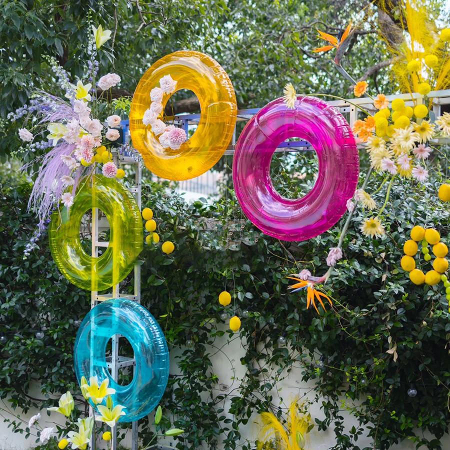 Einfarbiger Schwimmring, aufblasbare Unterarm-Rettungsboje, einfarbiger transparenter Jelly-Schwimmring kann zur Szenendekoration verwendet werden