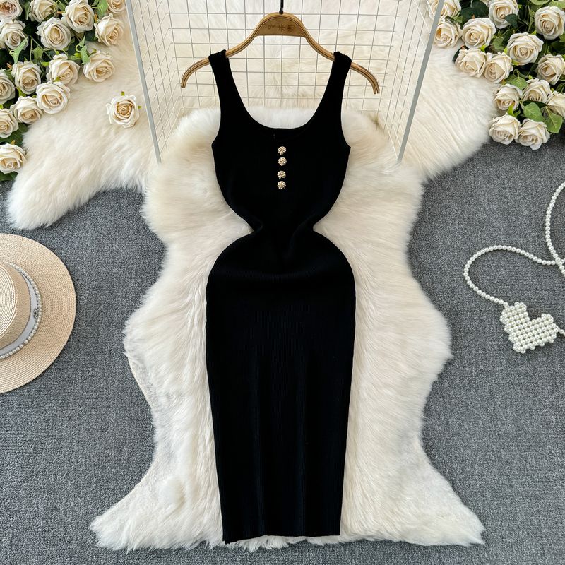 French Style Temperament Knitting Vest Suspender Skirt 2024 Summer Women's Fancy Sleeveless Waist Slim Looking Sheath Dress