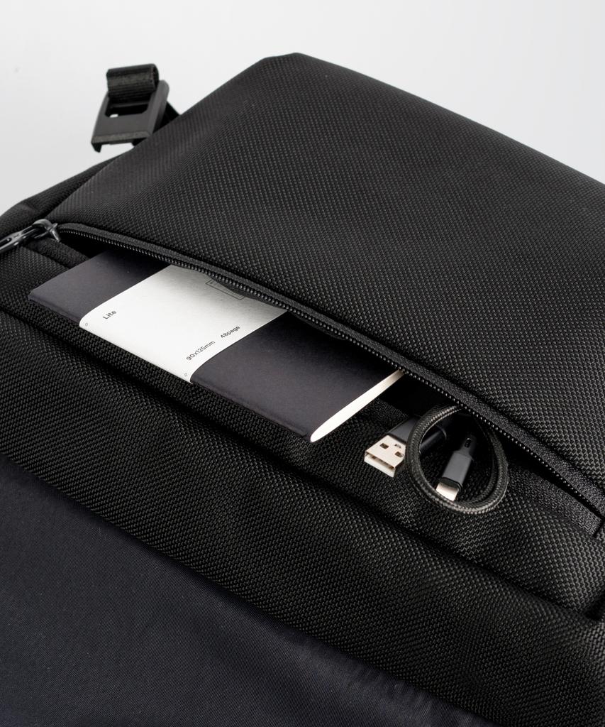 Mathematik Hawk C18 Tech Sling Bag Ipad Crossbody Bag