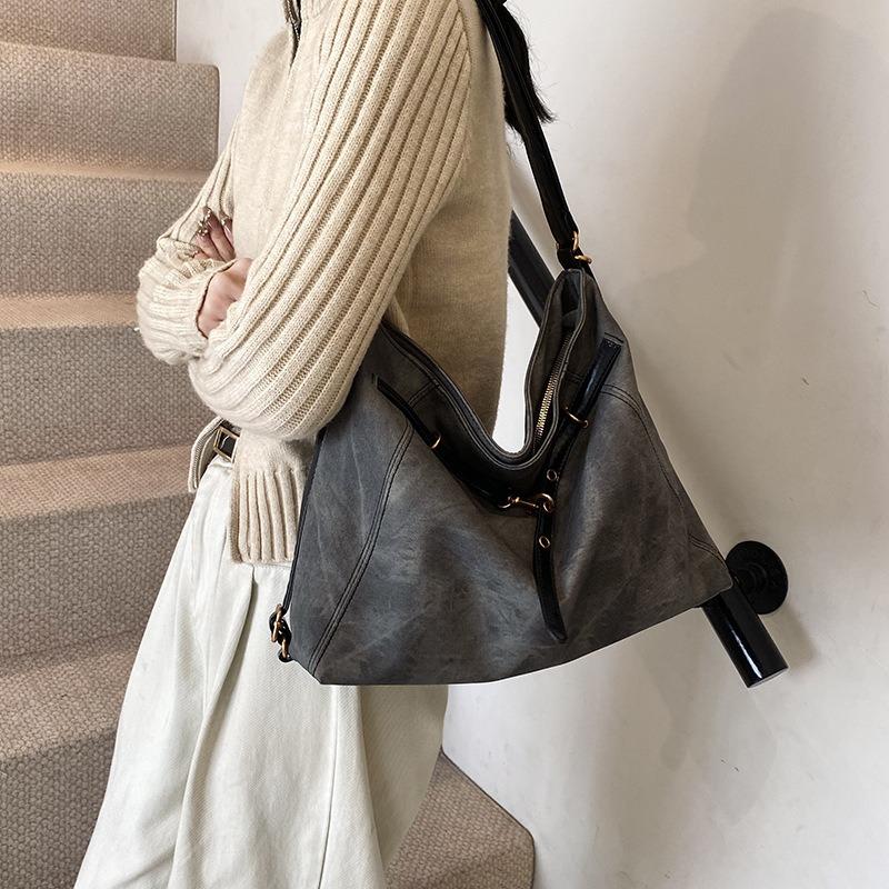 Autumn and Winter Retro Large-capacity Bag Women's New High-end Single Shoulder Crossbody Tote Bag Backpack