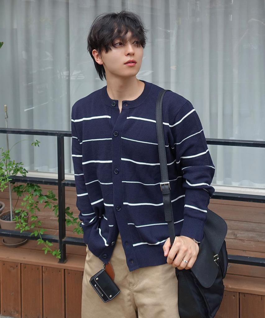 Mindbridge [Couture] Striped Round Semi-Overfit Cardigan