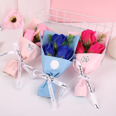 Bouquet de Roses Artificielles à 3 Têtes Mini Bouquet de Fleurs Savonneuses Parfumées pour Femmes Maman Épouse Saint-Valentin Anniversaire Mariage Fête des Mères Cadeau d'Anniversaire