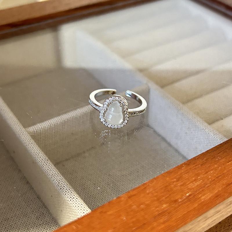 High-end Minimalist Copper Ring Adorned With Radiant Zirconia For Trendy Women