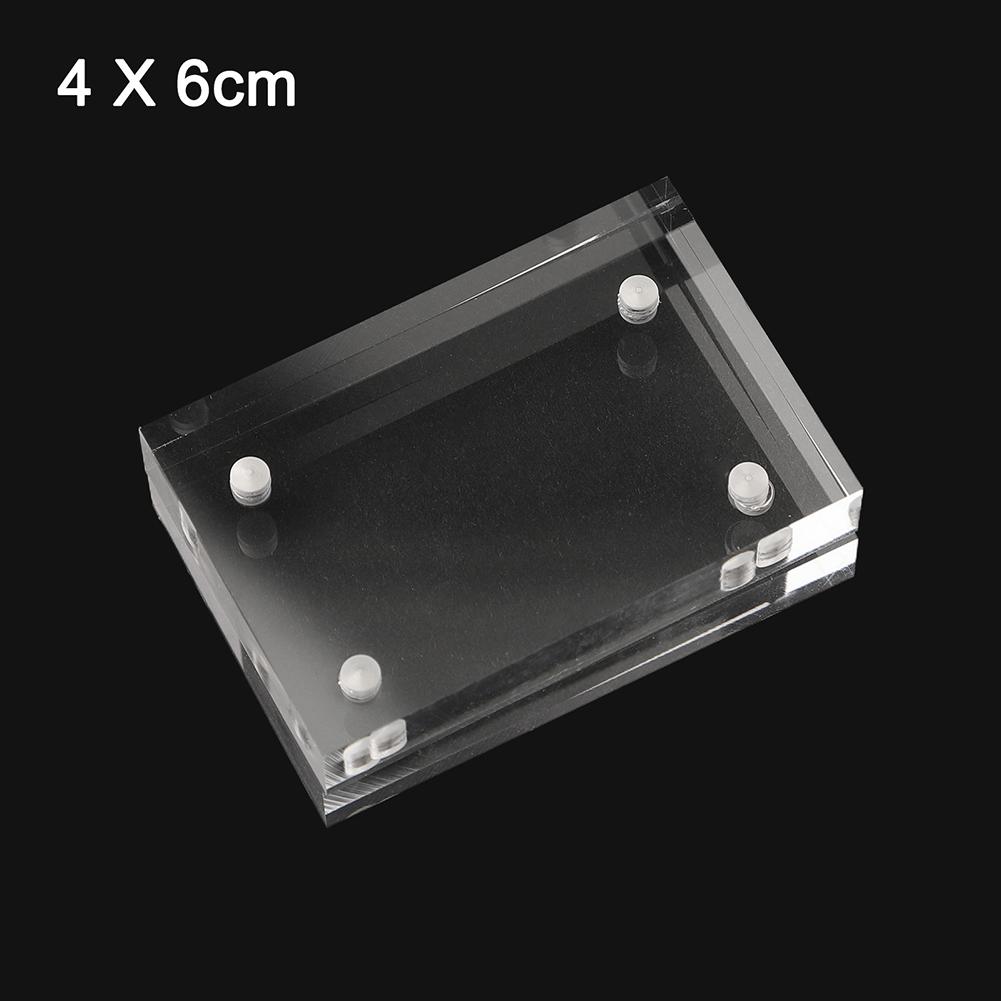 

Stylish Magnetic Photo Frame in Clear Acrylic for Various Sizes and Displays 4x6cm