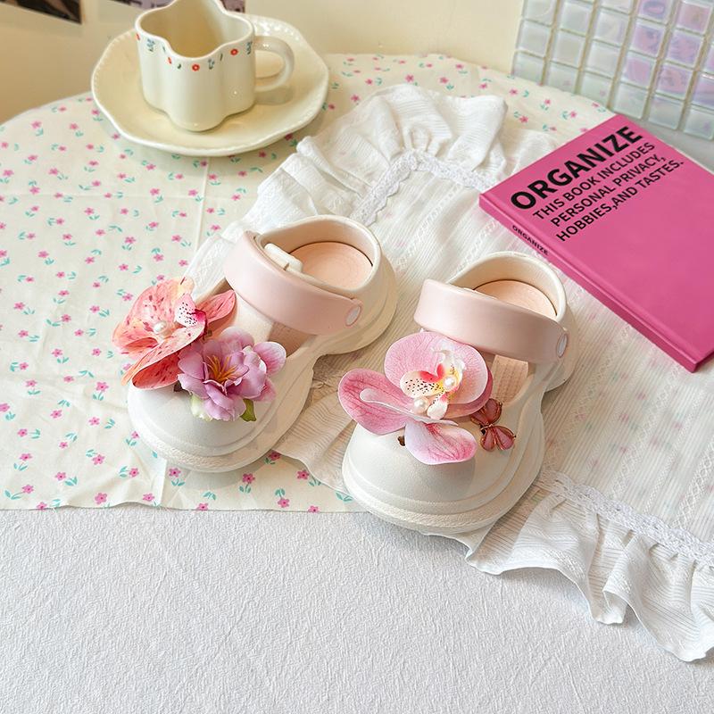 

New Slippers Fashion Versatile Cute Kid Shoes Flower Shoe Buckles Girl Sandals Outdoor Retro Simple Elegant 2025 Child Slippers 24-25insole16cm бежевый