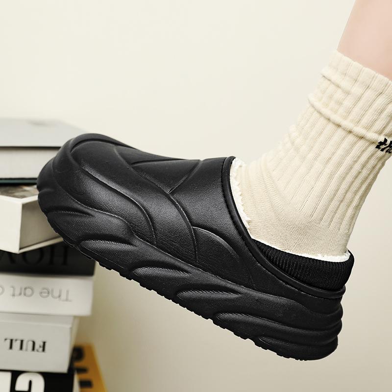Winter Slippers Men Outdoor Waterproof Warm Sneaker Slippers Women Non-Slip Indoor Plush Home Footwear Thick Platform Shoes
