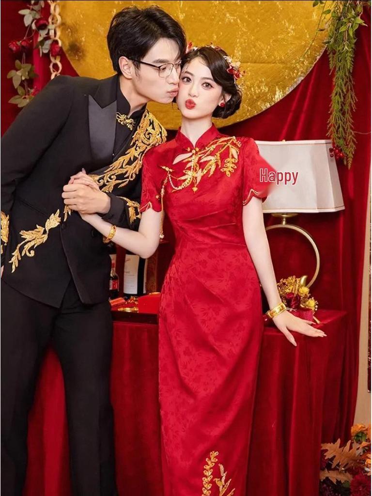 Neues chinesisches Stil Schlankmachendes Retro Rotes Cheongsam Kleid für Damen - Sommer Edition