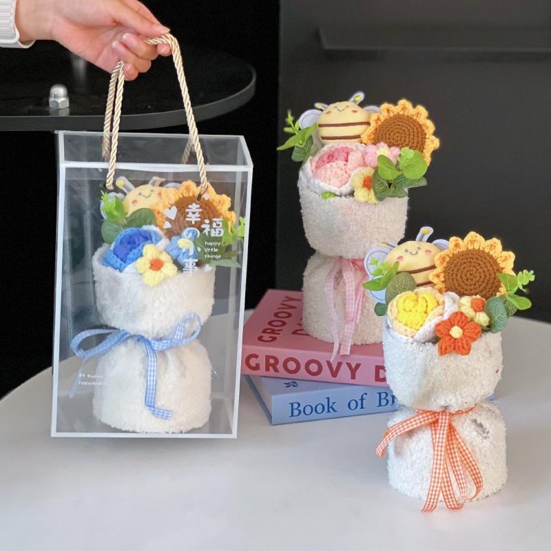 Sunflower Crochet Bouquet Artificial Crochet Sunflower DIY Handmade Woven Flowers Graduation Season Teachers' Mother Day Gifts