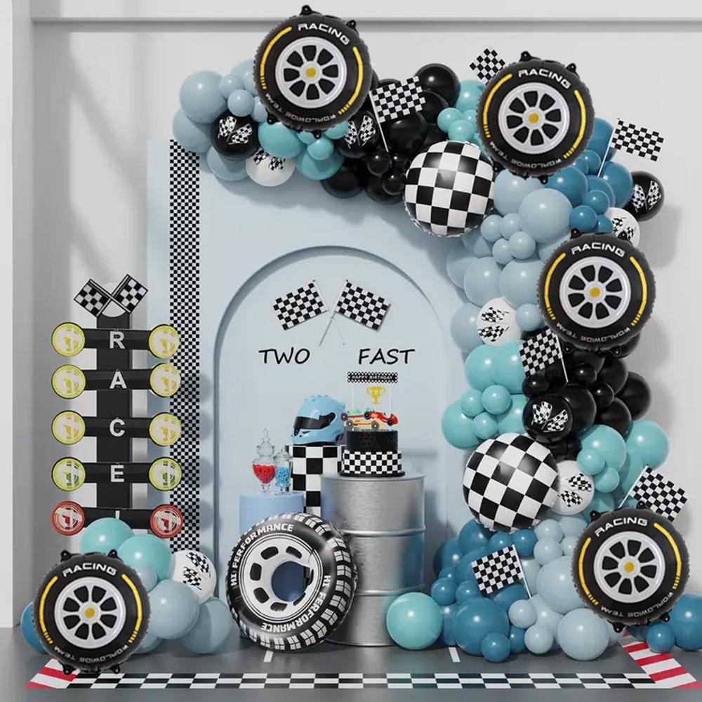 5-teiliges Set von 18-Zoll-Aluminiumfolienballons in Reifenform mit goldenem Rand, geeignet für große Partydekorationen zum Thema Autorennen und