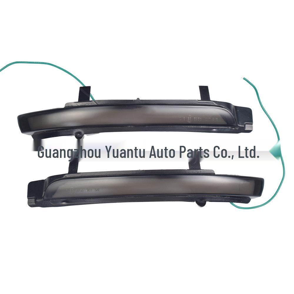 Skoda Octavia Superb LED Sequential Rearview Mirror Turn Signal Light (Amber)
