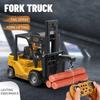 Fjernstyrt gaffeltruck med lys, musikk og vannspray, gaffeltruck med bevegelige ledd, småbarnsgutter og -jenter, 2,4 GHz RC simulert gaffeltruckkjøretøy leketøy