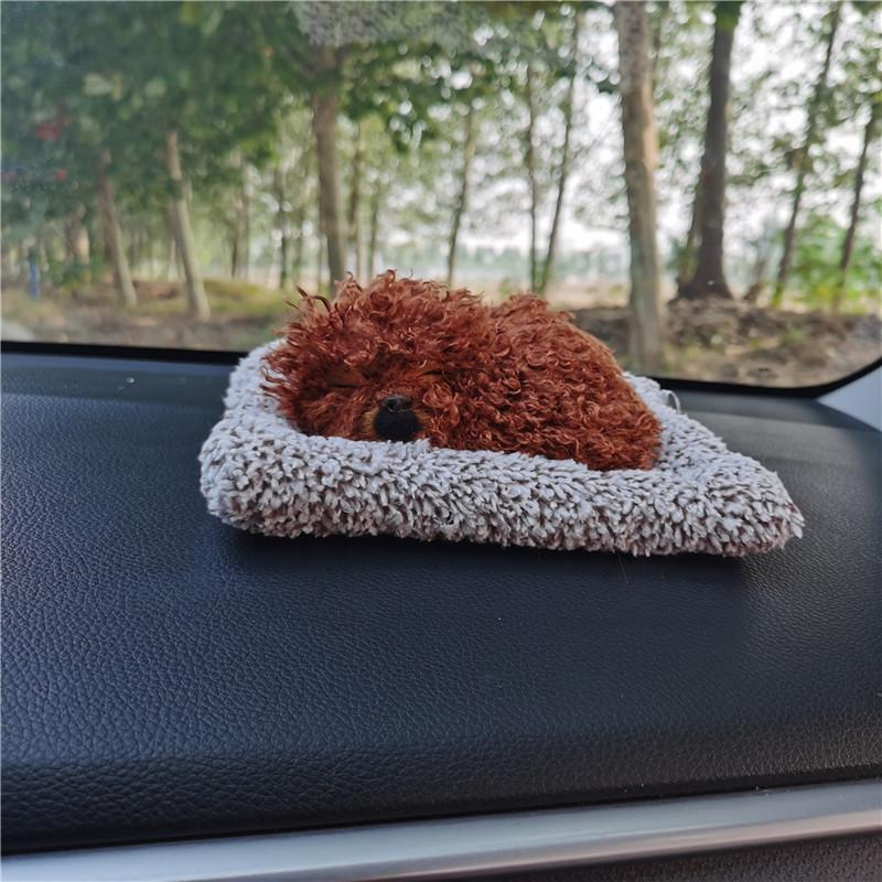 קישוטים לרכב חתולים חמודים מדומים ישנים קישוט למכוניות בובת חתלתולים קטיפה מקסימה צעצוע מתנות לילדים אביזרי רכב